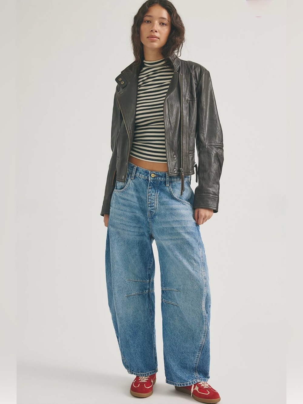 We The Free Good Luck Mid-Rise Barrel Jeans NWT size 27 fits like size 33